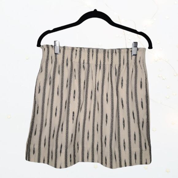 J. Crew Factory Cream & Black Aztec Print Mini Skirt Size 8 - Picture 1 of 11